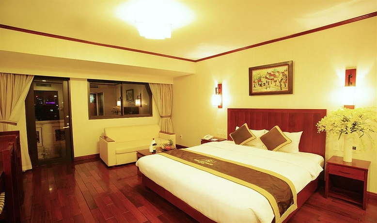 Imagen de la habitación del Hotel Quoc Hoa Premier. Foto 9
