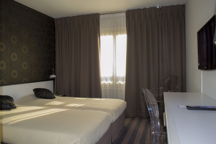 Imagen de la habitación del Hotel Quorum. Foto 11