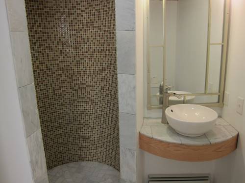 Imagen de la habitación del Hotel Qupqugiaq Inn. Foto 11