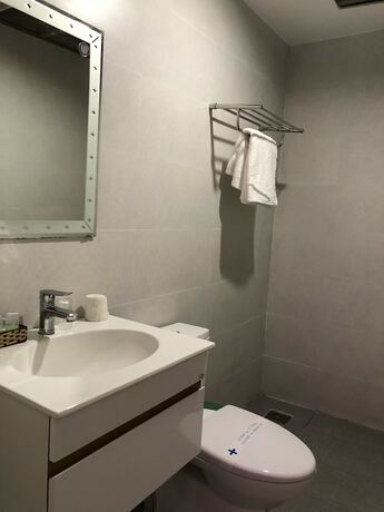 Imagen general del Hotel Quynh Huong. Foto 12