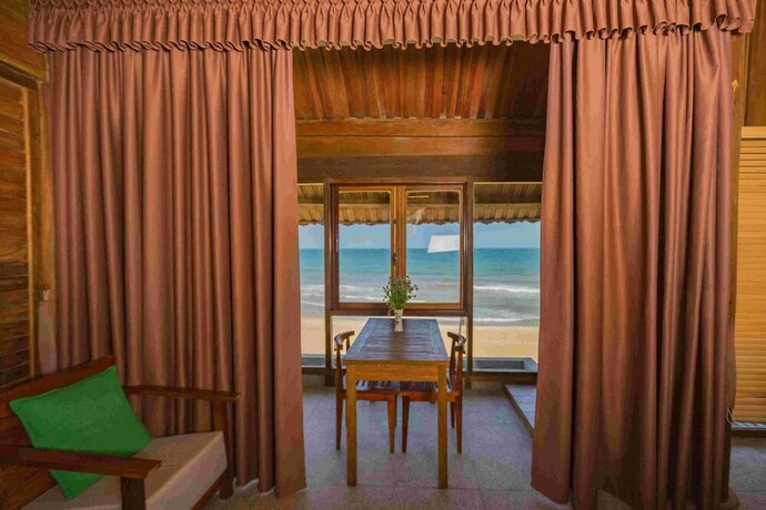 Imagen de la habitación del Hotel Quynh Vien Resort. Foto 31