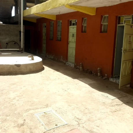 Imagen de los exteriores del Hotel Qwetu Guest House. Foto 10