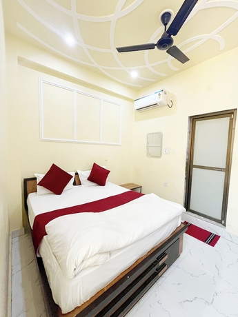 Imagen de la habitación del Hotel R K Guest House. Foto 3
