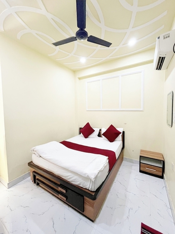 Imagen de la habitación del Hotel R K Guest House. Foto 6