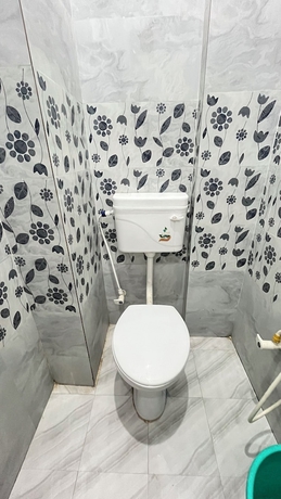 Imagen de la habitación del Hotel R K Lodge And Palace. Foto 14