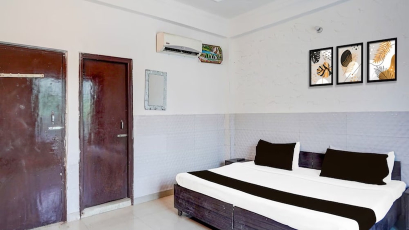 Imagen de la habitación del Hotel R K Palace Agra. Foto 10