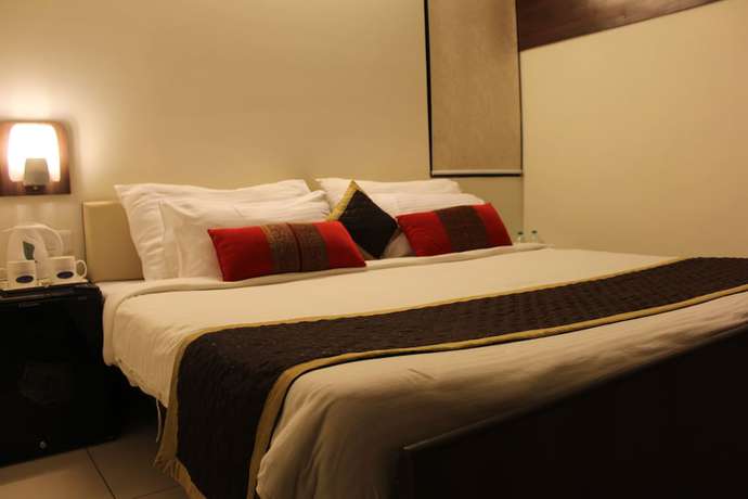 Imagen de la habitación del Hotel R K Palace, JAIPUR. Foto 7