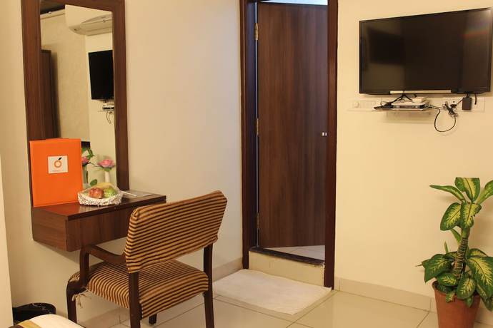 Imagen de la habitación del Hotel R K Palace, JAIPUR. Foto 9