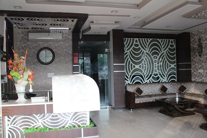 Imagen de los interiores del Hotel R K Palace, JAIPUR. Foto 17