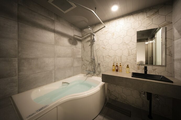 Imagen de la habitación del Hotel R Namba South. Foto 12