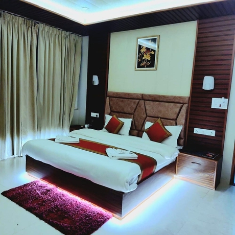 Imagen de la habitación del Hotel R Narayan Pleasant Inn - Guptkashi. Foto 4