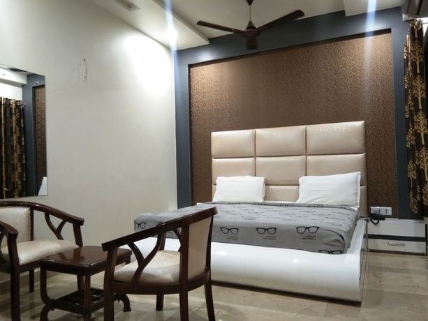 Imagen de la habitación del Hotel R P. Foto 3