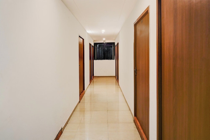 Imagen de los interiores del Hotel R Pacific. Foto 8