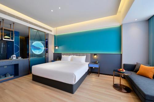 Imagen de la habitación del Hotel R Royalss, Yulin Yuxing Square. Foto 15