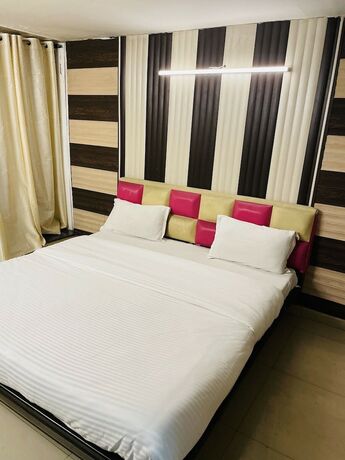 Imagen de la habitación del Hotel R S Residency. Foto 6