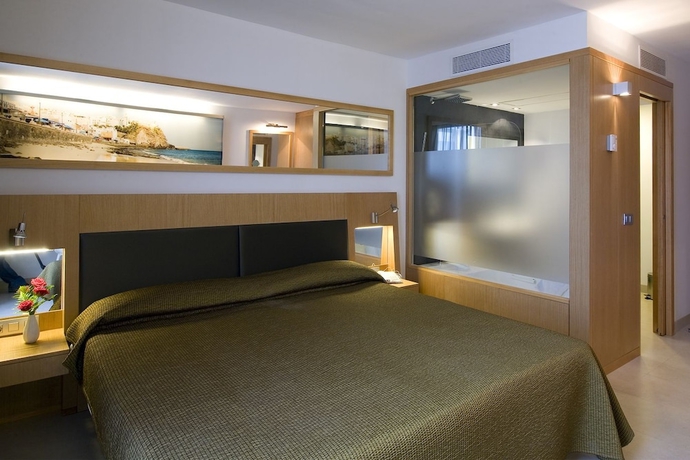 Imagen de la habitación del Hotel R2 Bahía Playa Design and Spa Wellness - Adults Only. Foto 10