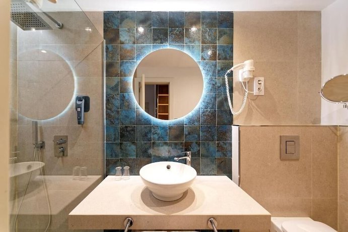 Imagen de la habitación del Hotel R2 Lago Playa Park. Foto 9