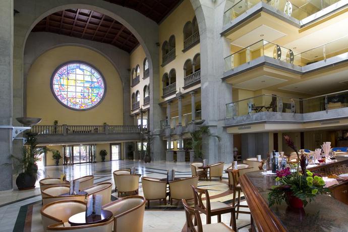 Imagen del bar/restaurante del Hotel R2 Rio Calma Spa and Conferencce. Foto 8