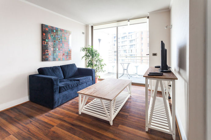 Imagen de la habitación del Hotel RA1 Apartamento Metro Manquehue. Foto 2