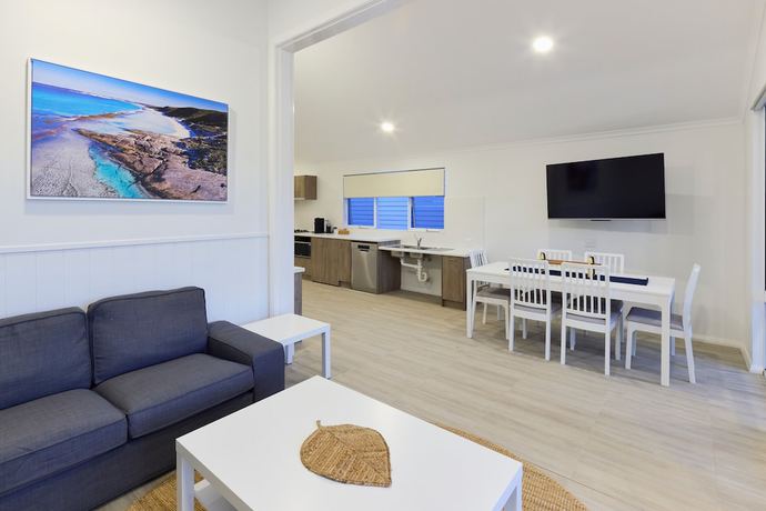Imagen de la habitación del Hotel RAC Esperance Holiday Park. Foto 12