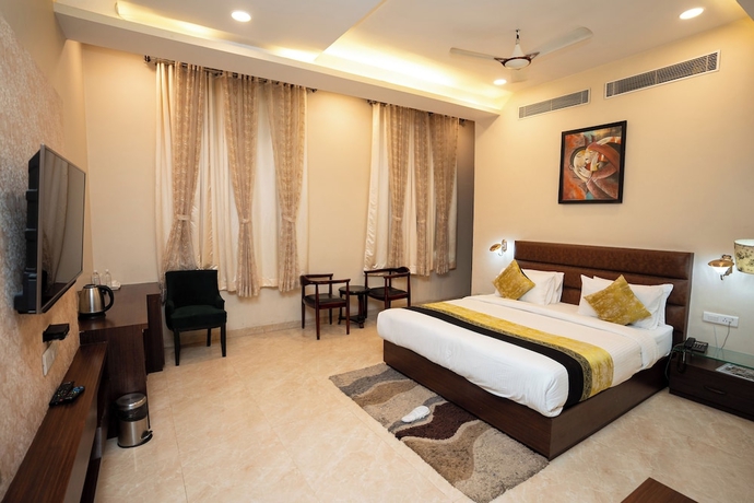 Imagen de la habitación del Hotel RADIANCE COURTYARD. Foto 4