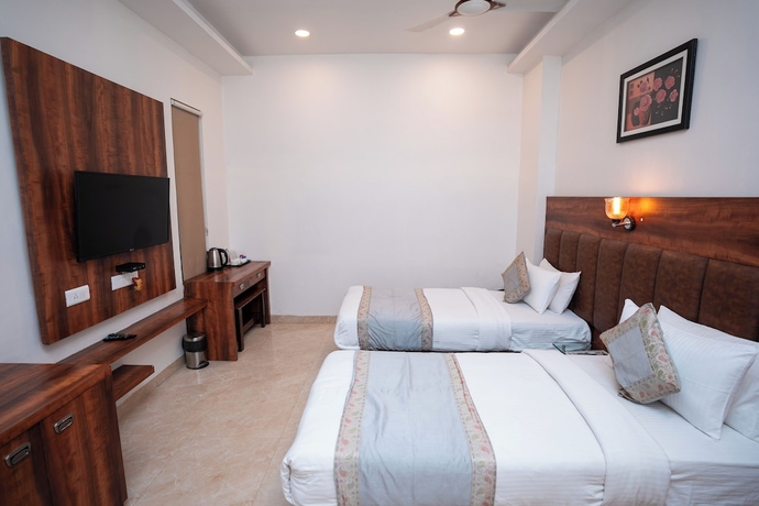 Imagen de la habitación del Hotel RADIANCE COURTYARD. Foto 5