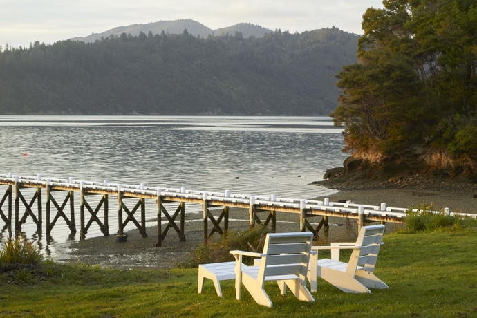 Imagen de los exteriores del Hotel RAETIHI LODGE. Foto 10
