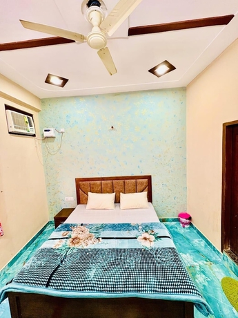 Imagen de la habitación del Hotel RAGHAV DHAM, Mathura. Foto 4