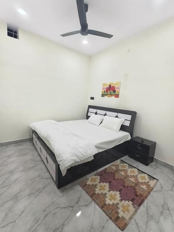 Imagen de la habitación del Hotel RAINBOW INN, Varanasi. Foto 9