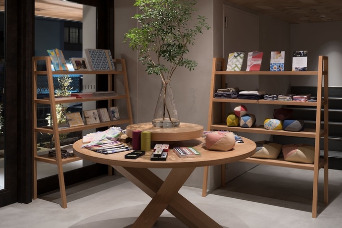 Imagen de los interiores del Hotel RAKURO Kyoto by THE SHARE. Foto 16