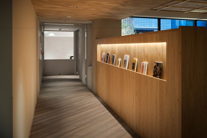Imagen de los interiores del Hotel RAKURO Kyoto by THE SHARE. Foto 17