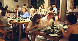 Imagen del bar/restaurante del Hotel RAMADA KILLERIG. Foto 3