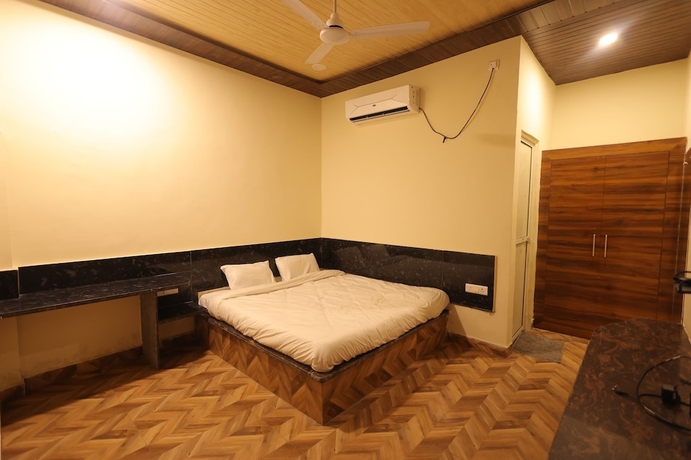 Imagen de la habitación del Hotel RAMALAYA PREMA KUNJ RESORT. Foto 11