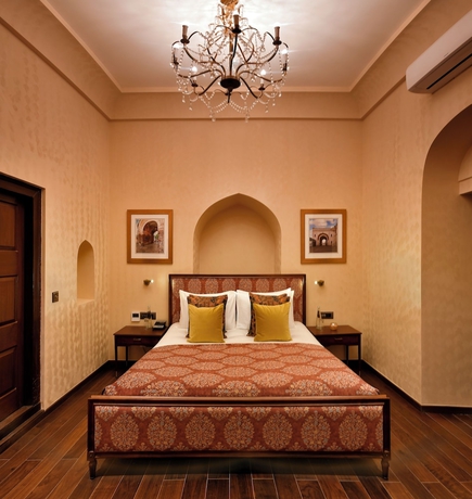 Imagen de la habitación del Hotel RAN BAAS The Palace. Foto 9