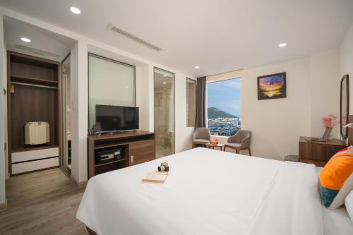 Imagen de la habitación del Hotel RAON. Foto 16