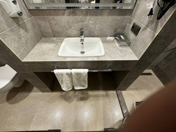 Imagen de la habitación del Hotel RASODA AND RESTAURANT. Foto 19