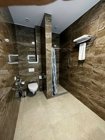 Imagen de la habitación del Hotel RASODA AND RESTAURANT. Foto 20