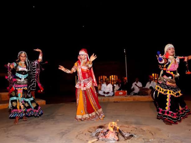 Imagen de los interiores del Hotel RATNAWALI CAMPS. Foto 17