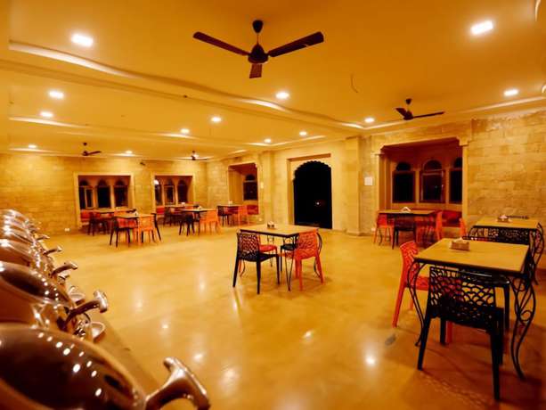 Imagen general del Hotel RATNAWALI CAMPS. Foto 4