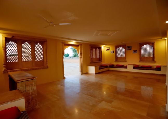 Imagen de los interiores del Hotel RATNAWALI CAMPS. Foto 19