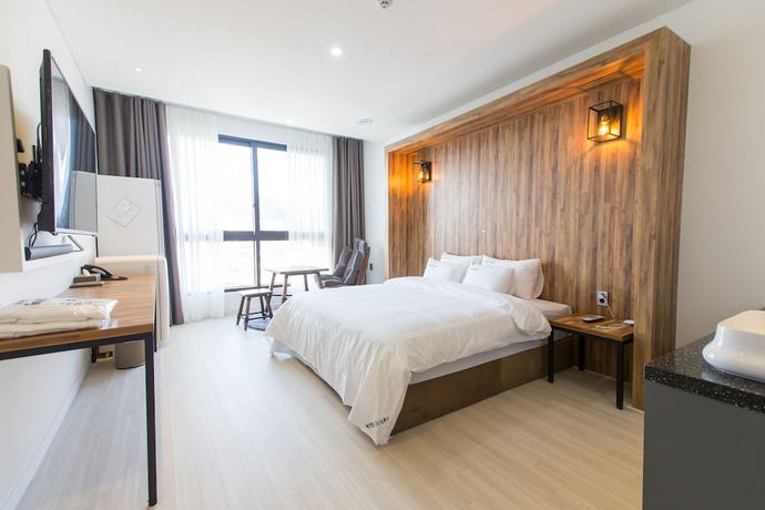 Imagen de la habitación del Hotel RAUM. Foto 5