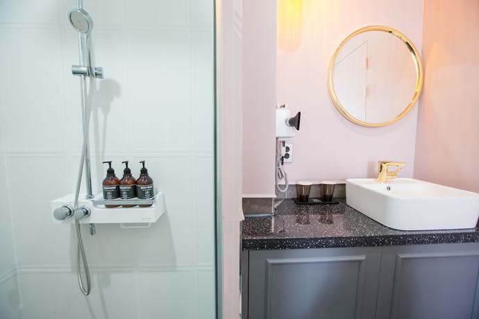 Imagen de la habitación del Hotel RAUM. Foto 12