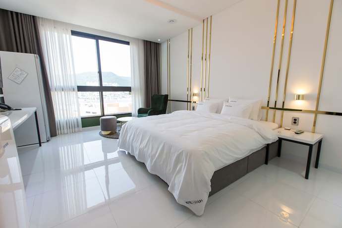 Imagen de la habitación del Hotel RAUM. Foto 14