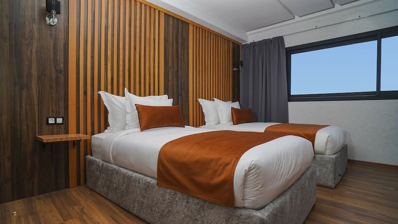 Imagen de la habitación del Hotel RAZANE. Foto 17