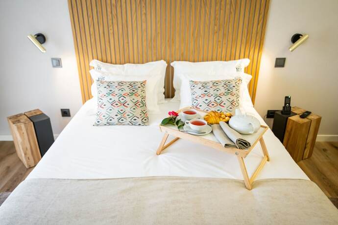 Imagen de la habitación del Hotel RB Santiago Rural. Foto 16