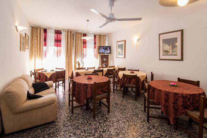Imagen del bar/restaurante del Hotel RB Venice. Foto 2