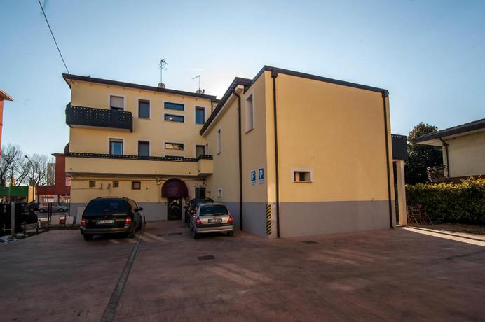 Imagen de los exteriores del Hotel RB Venice. Foto 10