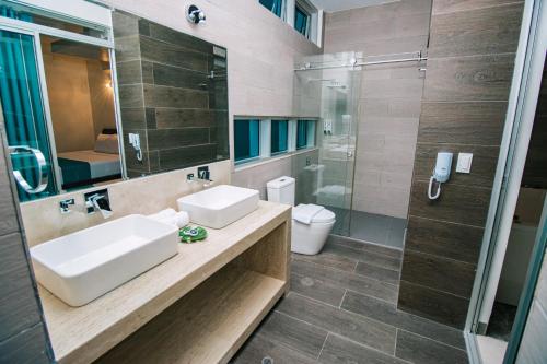 Imagen de la habitación del Hotel RBB BRITO HOTEL. Foto 13