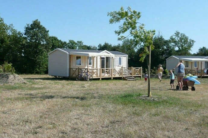 Imagen general del Hotel RCN Camping La ferme du Latois. Foto 14
