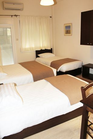 Imagen de la habitación del Hotel REA, Heraklion. Foto 1